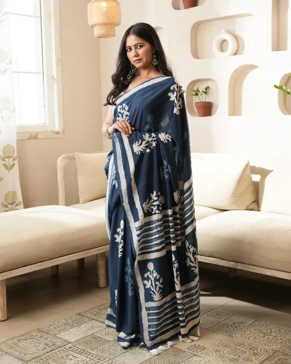 Indigo_Cotton_Mughal_Butta_Dabu_Print_Mul_Saree_For_Women